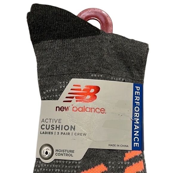 New Balance Active Cushion Crew Socks 3-Pk - Picture 2 of 5